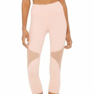 Alo Yoga High Waisted Capri Leggings